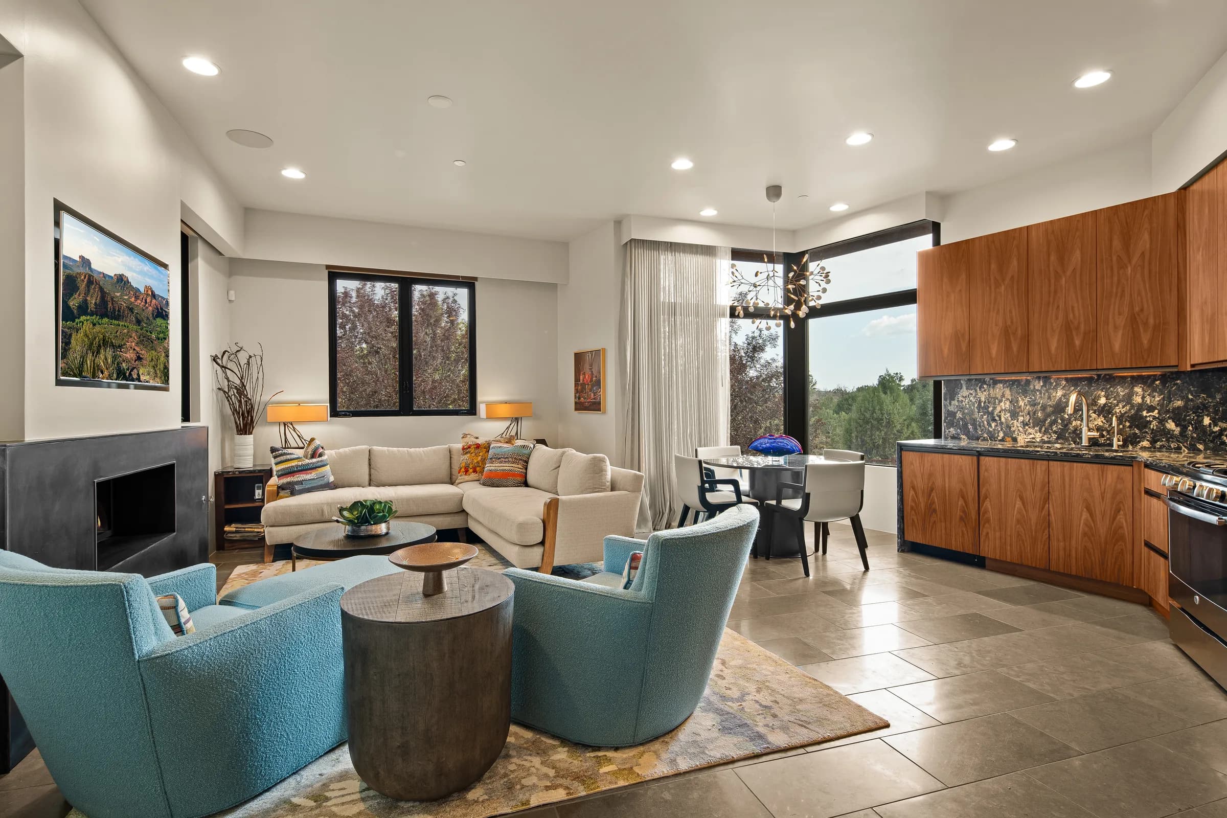 Guest House at 120 Paisano Road