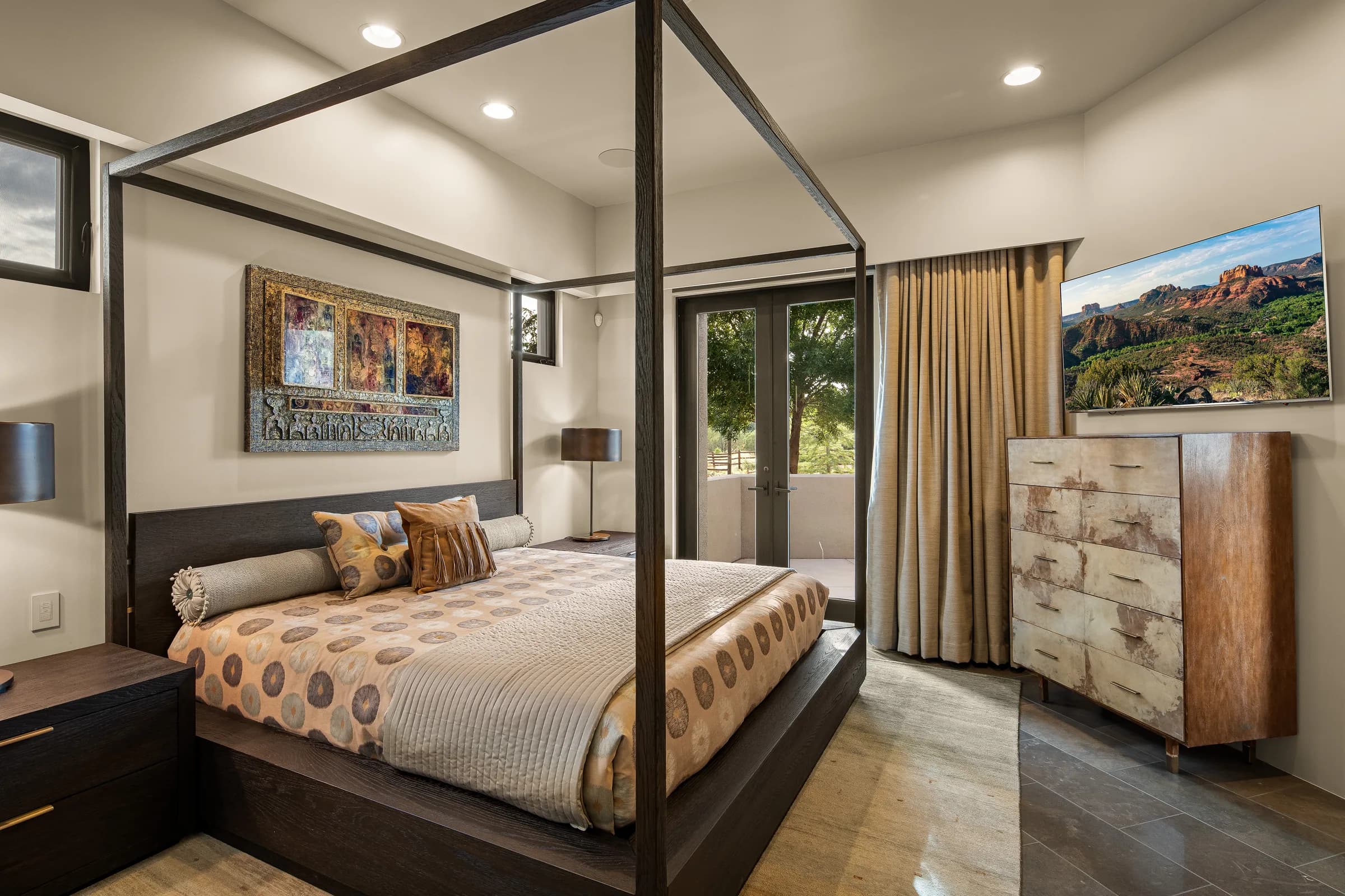 Guest House at 120 Paisano Road